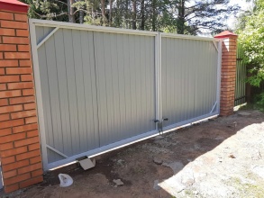 Распашные ворота с ручным управлением - пример 1 фото в Ворсме