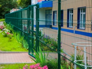 3D заборы для школы 12 метров фото недорого