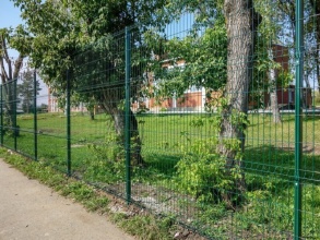 3D заборы для школы 90 метров фото в Ворсме