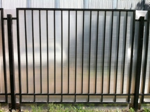 Сварные заборы с поликарбонатом 20 соток фото недорого