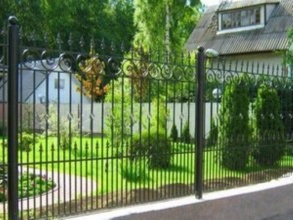 Кованые заборы на ленточном фундаменте 80 метров фото в Ворсме